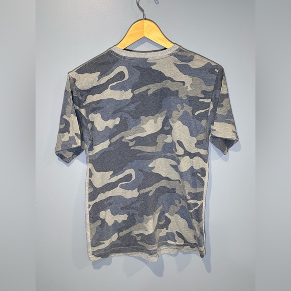 Set Of 2 T Shirts Short Sleeve Fit Size XL 14-16 Different Brands Color Blue - Picture 2 of 5